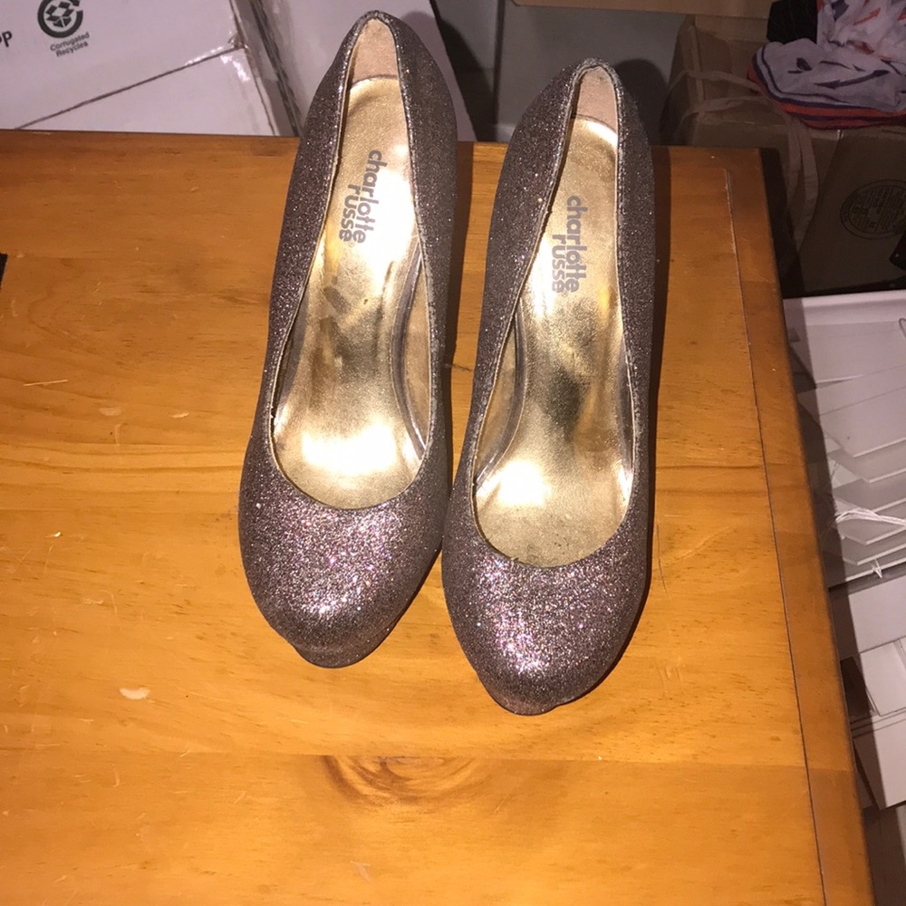 CHARLOTTE RUSSE SHINY HEELS